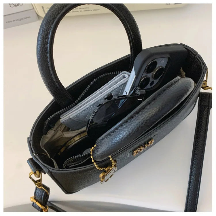 Women’s Minimalist Shoulder Bag – Small Square Handbag 2025 Trend